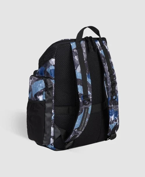 Arena One Go Backpack 45L - Scratched image 1